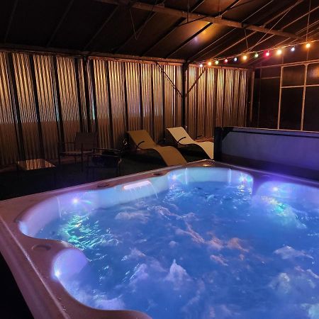 Gite De Charme Proche Loire A Velo Avec Jacuzzi Privatif Savonnières Zewnętrze zdjęcie
