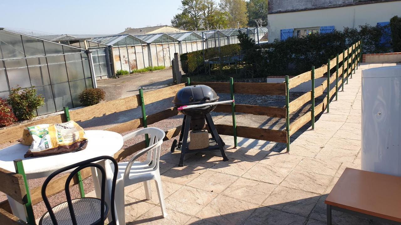 Gite De Charme Proche Loire A Velo Avec Jacuzzi Privatif Savonnières Zewnętrze zdjęcie